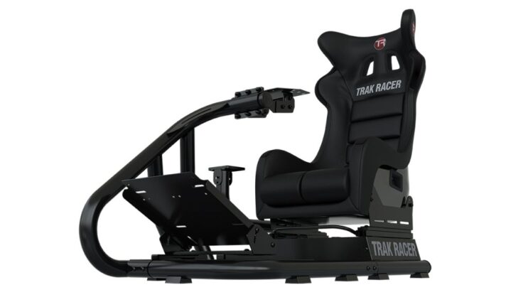 海外で人気のハンコンコックピット「TRAK RACER TR8 MK3 COCKPIT