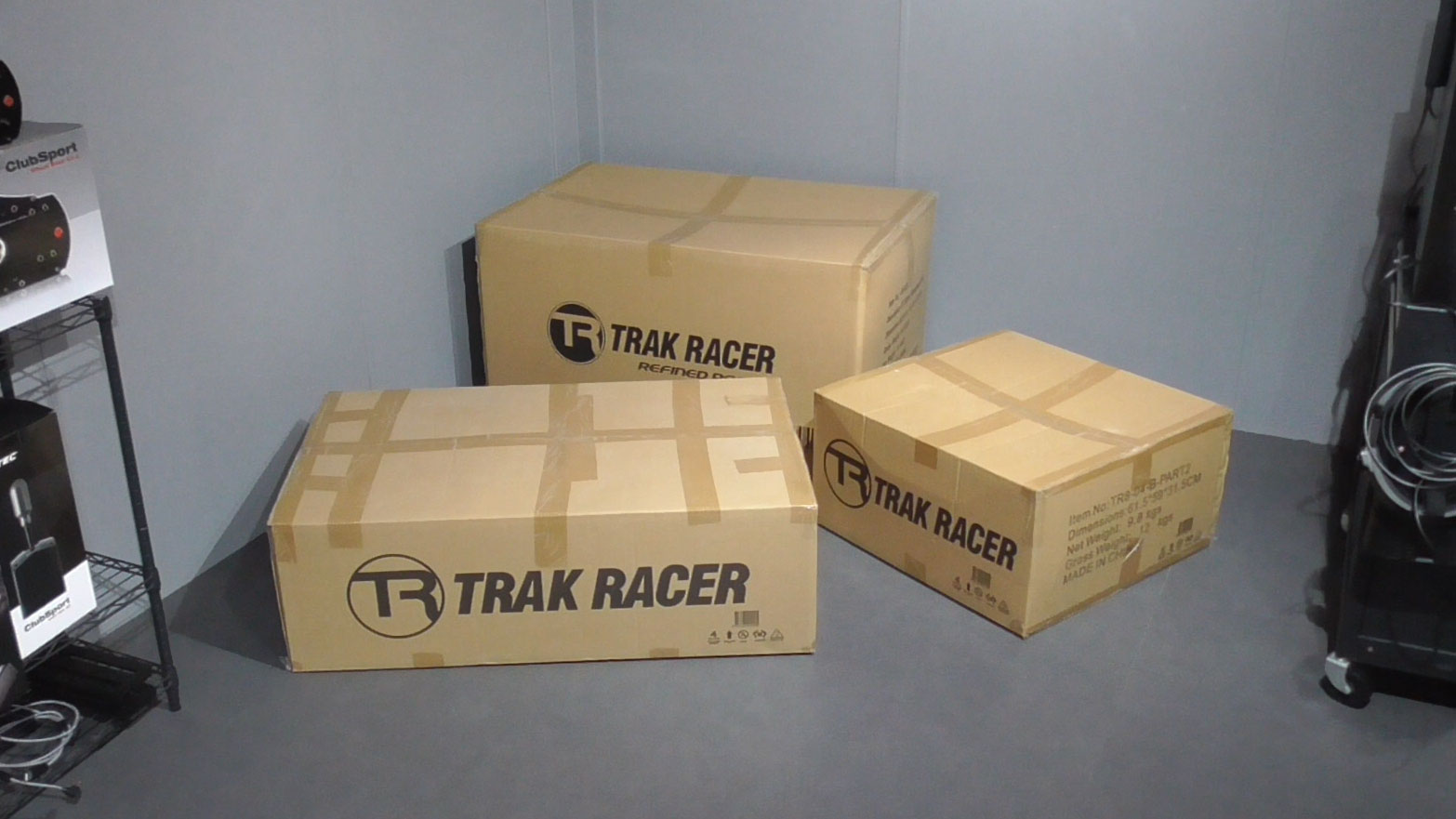 海外で人気のハンコンコックピット「TRAK RACER TR8 MK3 COCKPIT」レビュー │ GaYa BLOG